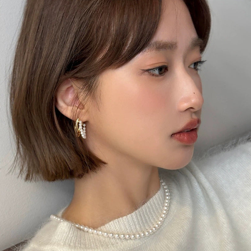 Classic Pearl Hoop Earrings – Effortless Everyday Elegance