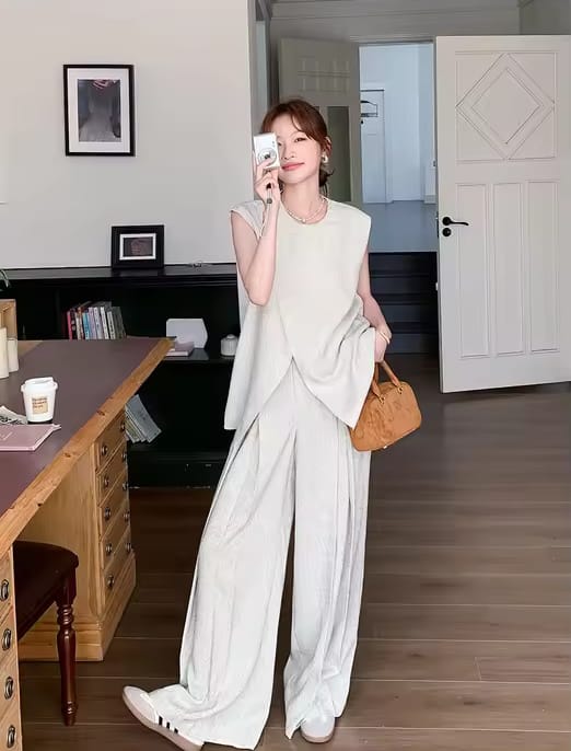 Sleeveless Linen Two-Piece Set – Effortless Everyday Ease