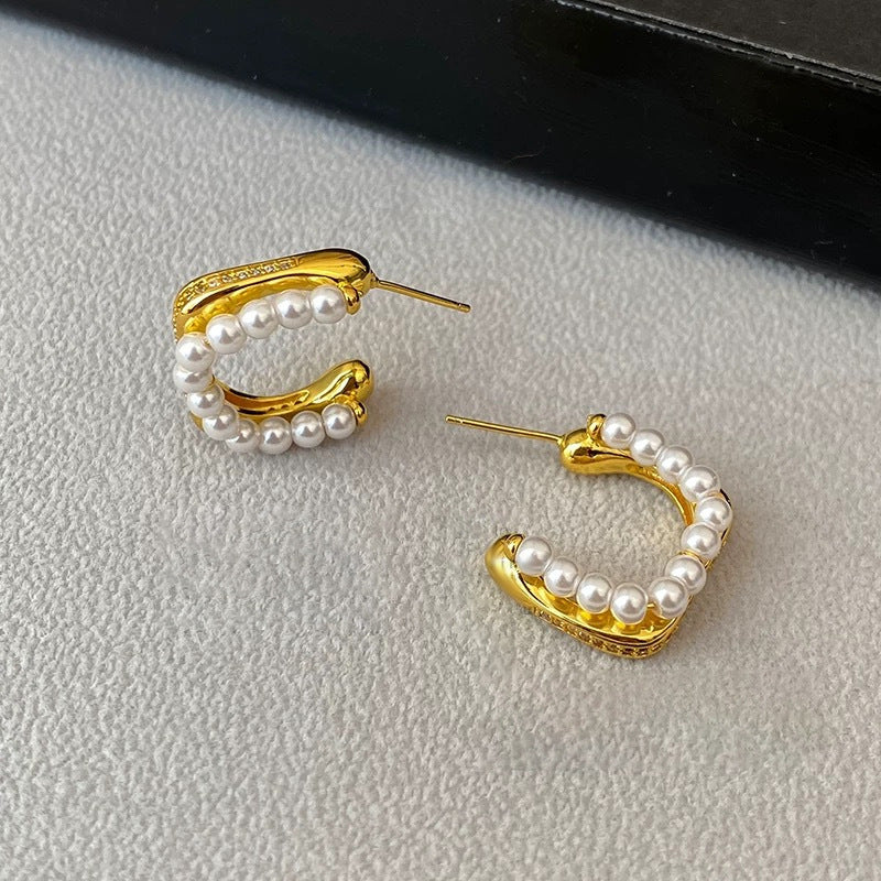 Classic Pearl Hoop Earrings – Effortless Everyday Elegance