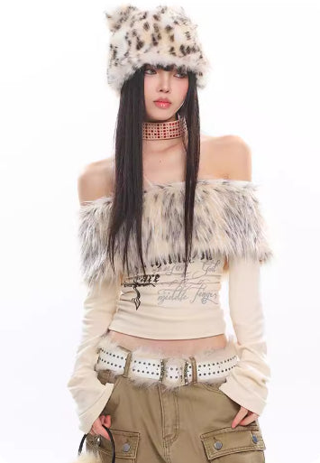 Solé Text Print Off-Shoulder Top